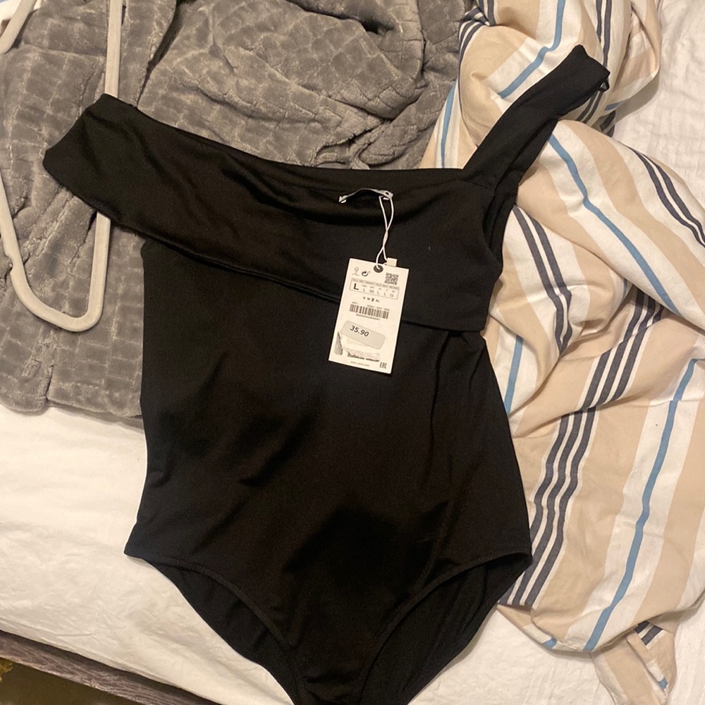 Zara black asymmetrical bodysuit